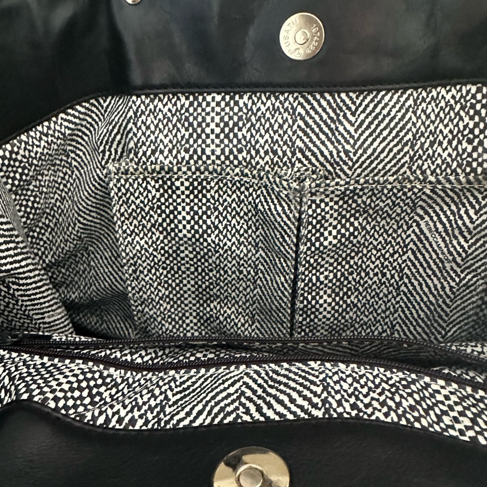 Men's Black and Brown Leather Bag - Picture 6 of 8